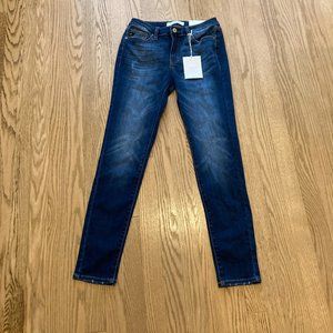 VICI Gwendolyn Skinny Jeans NWT Size 5